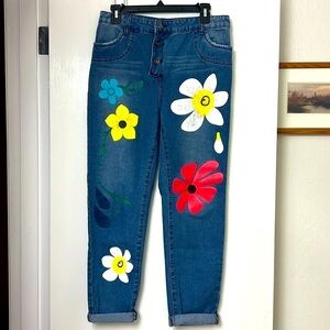 Painted Jeans,painted flowers on the front, Button fly, Sz.S. Baggy fit